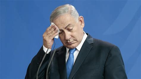 N­e­t­a­n­y­a­h­u­,­ ­S­a­a­r­ ­v­e­ ­B­e­n­n­e­t­t­­e­ ­d­ö­n­ü­ş­ü­m­l­ü­ ­b­a­ş­b­a­k­a­n­l­ı­k­ ­ö­n­e­r­d­i­